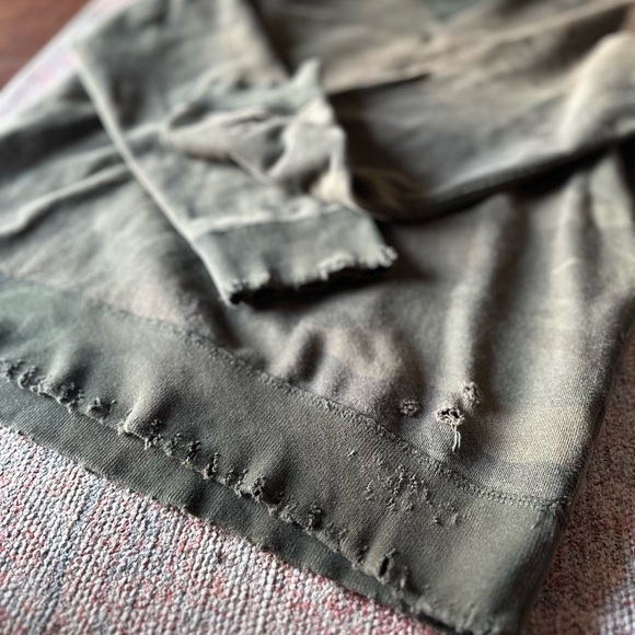 2010’sABERCROMBIE  Distressed Camo Sweatshirt Unisex Size M - Picture 13 of 15